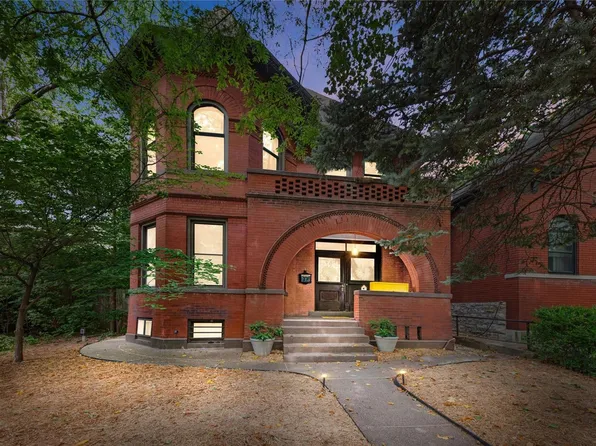 4349 S Compton Ave, Saint Louis, MO 63111