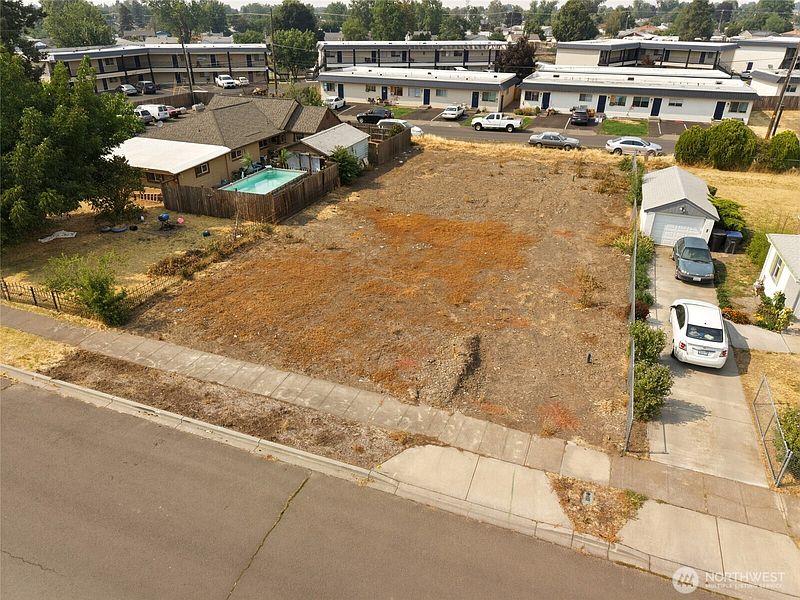 4th image of 1511 Hobson Street