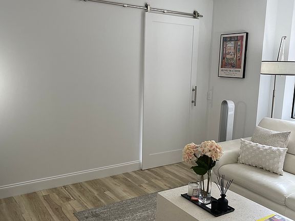 3rd image of 311 Greenwich St APT 6J