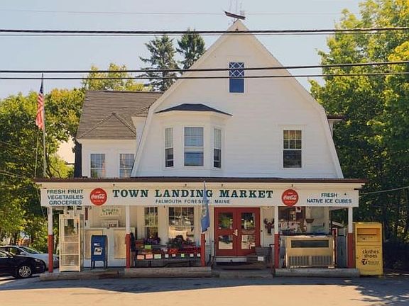 town landing market