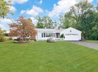 982 East St N, Suffield, CT 06078