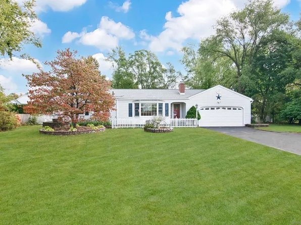 982 East Street North, Suffield, CT 06078