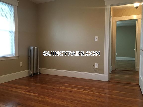 4th image of 115 Waterston Ave #2