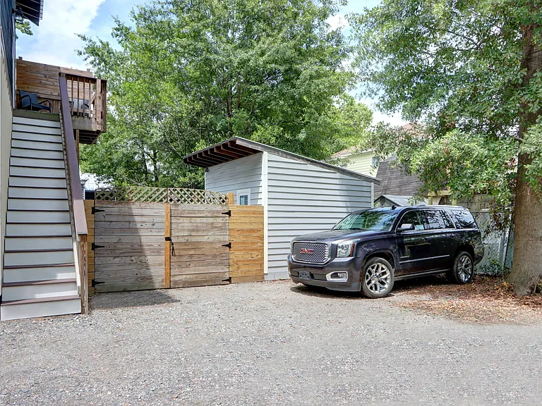 715 E Park Ave #2 — Photo 14