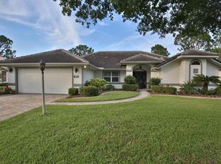 821 Sea Duck Dr, Daytona Beach, FL 32119