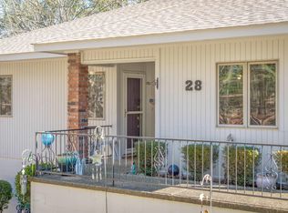 28 Majorca Dr, Hot Springs, AR 71909