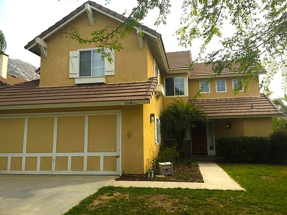 2nd image of 10054 Thornbird Ct