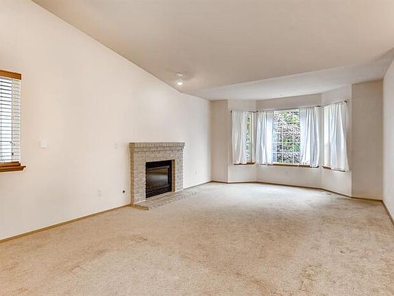2nd image of 10728 211th Avenue Ct E