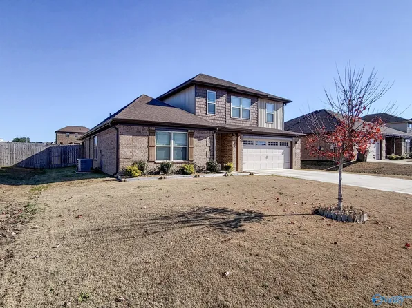 105 Hulsey Ln, Toney, AL 35773