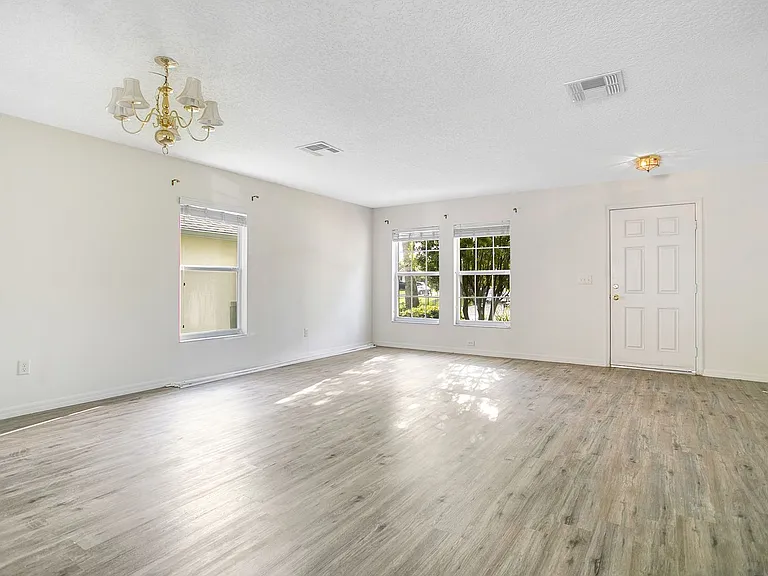 1843 Morning Sky Dr — Photo 3