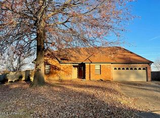 976 Birchfield Pl, Southaven, MS 38671