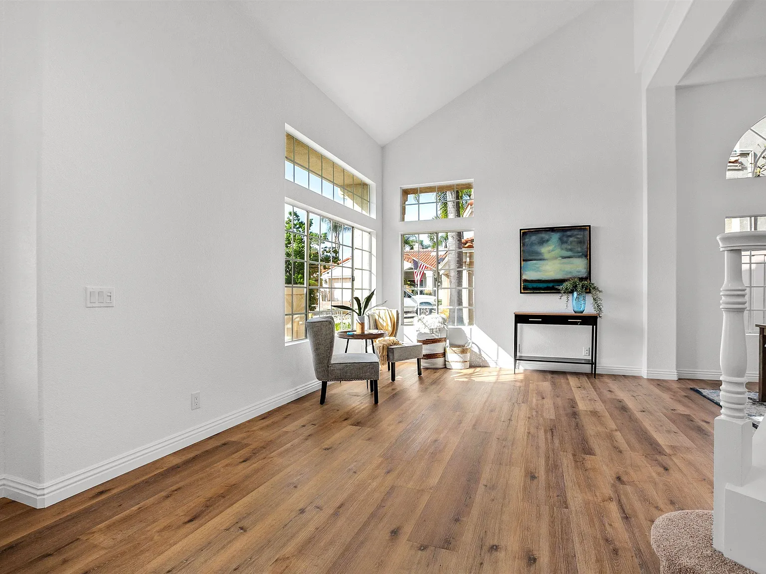 4 bed, 2353 sqft, $5,000 — Photo 3