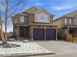 7 Peggy Way, Hamilton, ON L0R 1W0