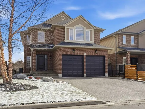 7 Peggy Way, Hamilton, ON L0R 1W0
