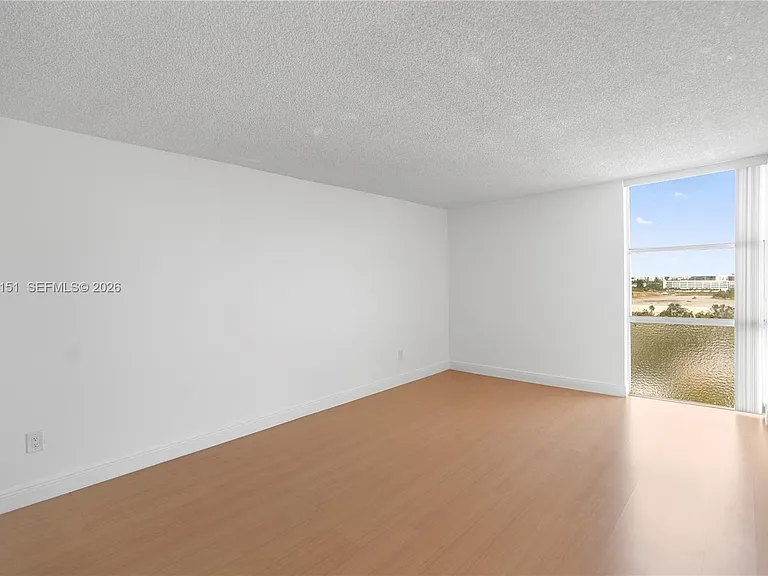2350 NE 135th St #1202 — Photo 18