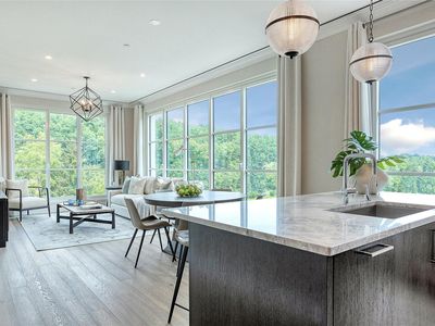 100 Garvies Point Road #1248, Glen Cove, NY, 11542