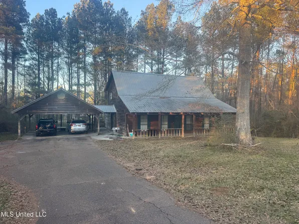2067 McComb Hville Rd, McComb, MS 39648