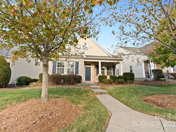 1014 Garden Oak Dr, Indian Trail, NC 28079