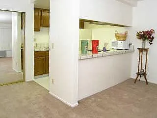 16183 Ashland Ave #105 — Photo 2