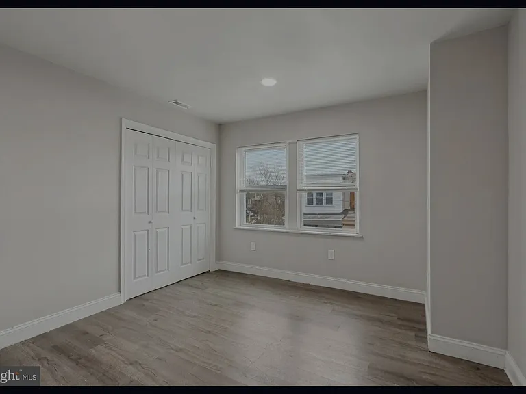5425 Ridgewood St #2 — Photo 6
