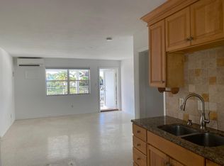51 Royal Palm Pointe Vero Bch APT D, Vero Beach, FL 32960