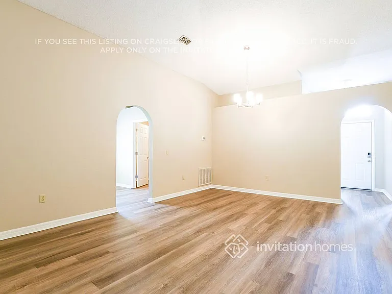 3277 Bellingham Dr — Photo 4
