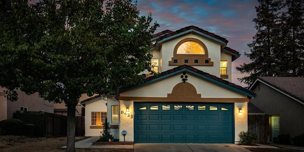 8425 Oakenshield Cir photo 1