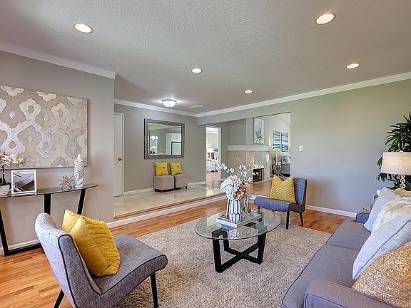 5th image of 5490 Oak Park Dr