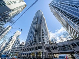 763 Bay St #408, Toronto, ON M5G 2R3