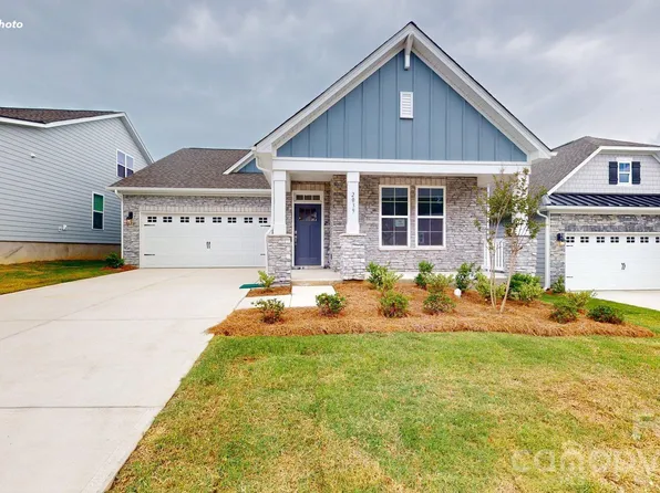 3260 Oberon St, York, SC 29745