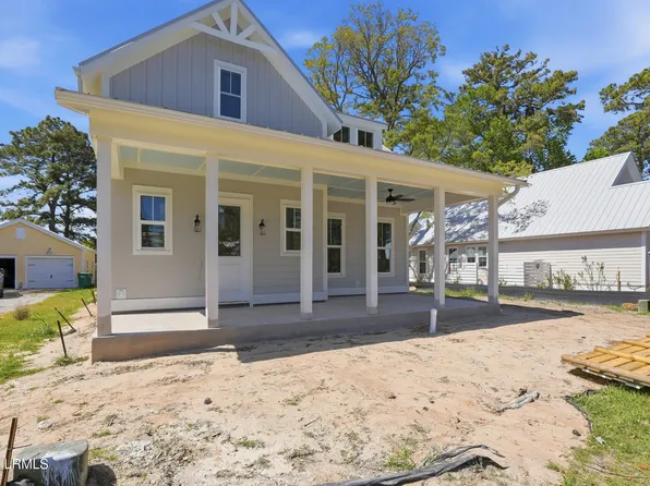 15 Stoney Island Dr, Beaufort, SC 29907