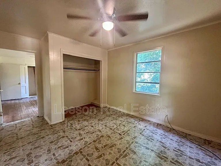 2551 Claiborne Ave — Photo 10