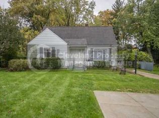 11113 W Pleasant Valley Rd, Parma, OH 44130