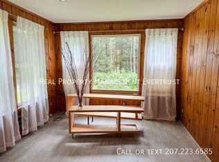 2 Davcarley Rd, Cape Elizabeth, ME 04107