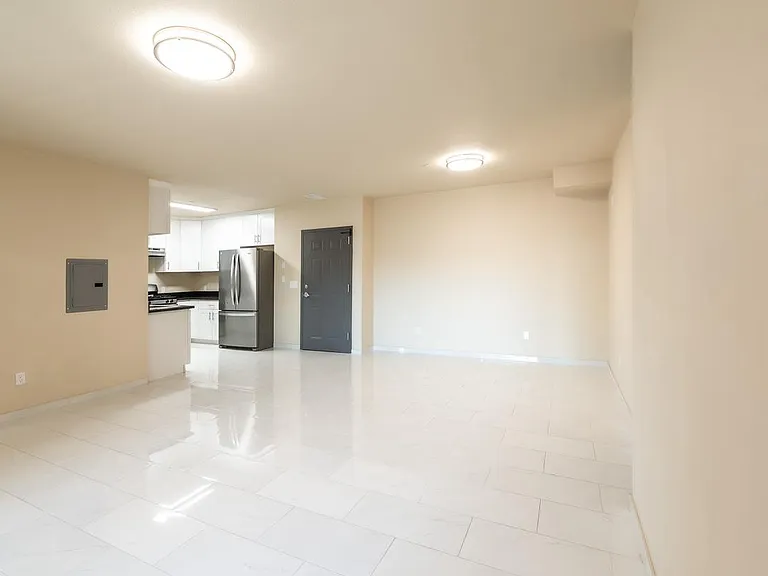 317 Lester Ave #103 — Photo 4