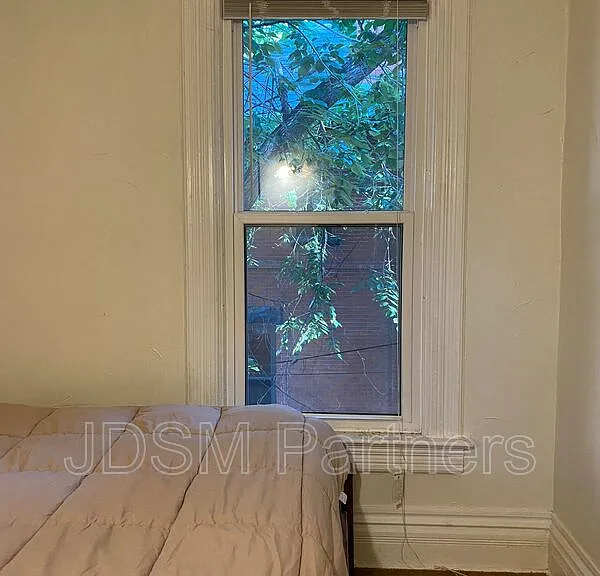 1260 Vine St #4 — Photo 18