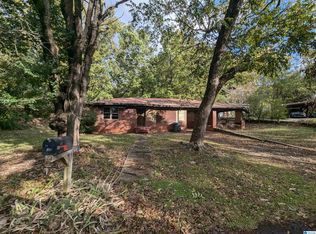 117 Oak Ln, Anniston, AL 36201