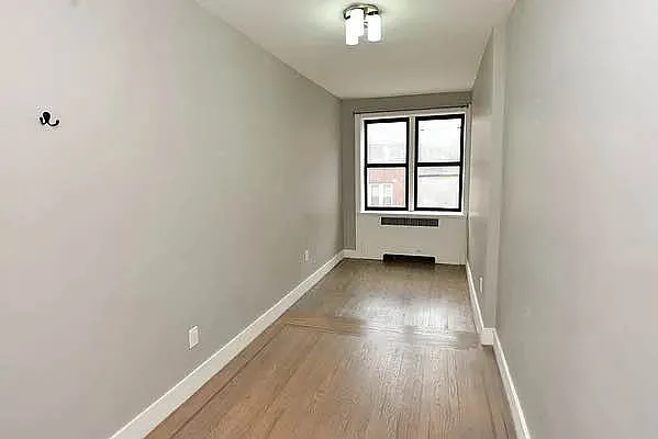 Rented by Bruma Realty LLC | media 16