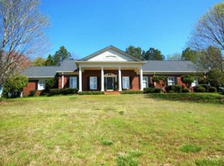 1725 Rock Creek Rd, Toccoa, GA 30577