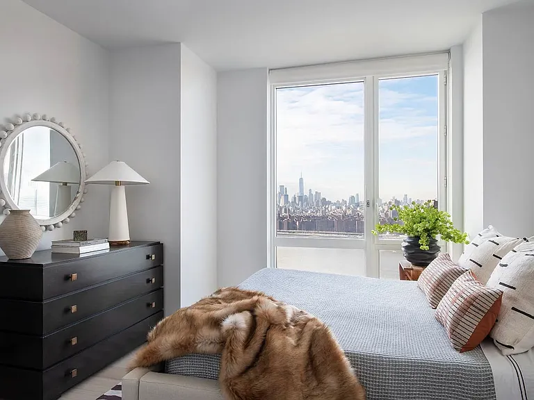 1-15 57th Ave #5029 — Photo 3