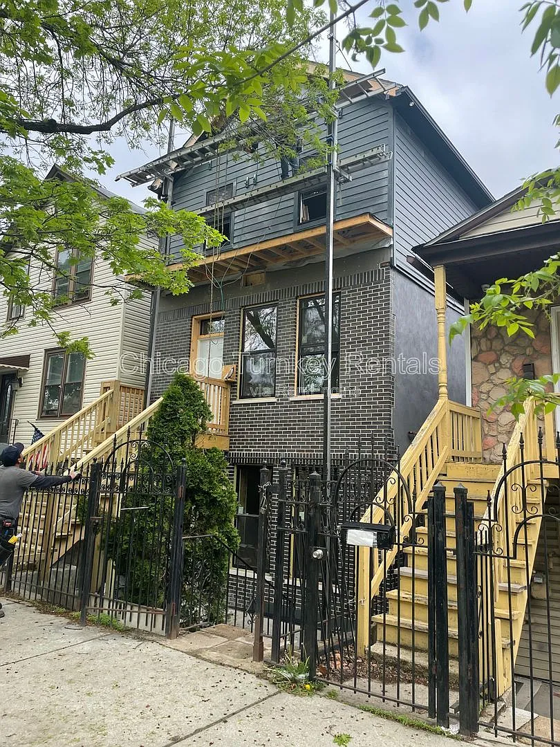 Building Photo - 2624 W 24th St #G