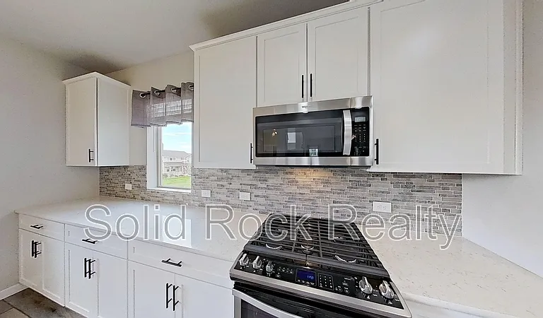 7621 Red River Way — Photo 4