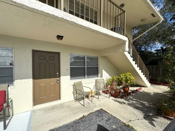 215 NW 25th St APT 5, Fort Lauderdale, FL 33311