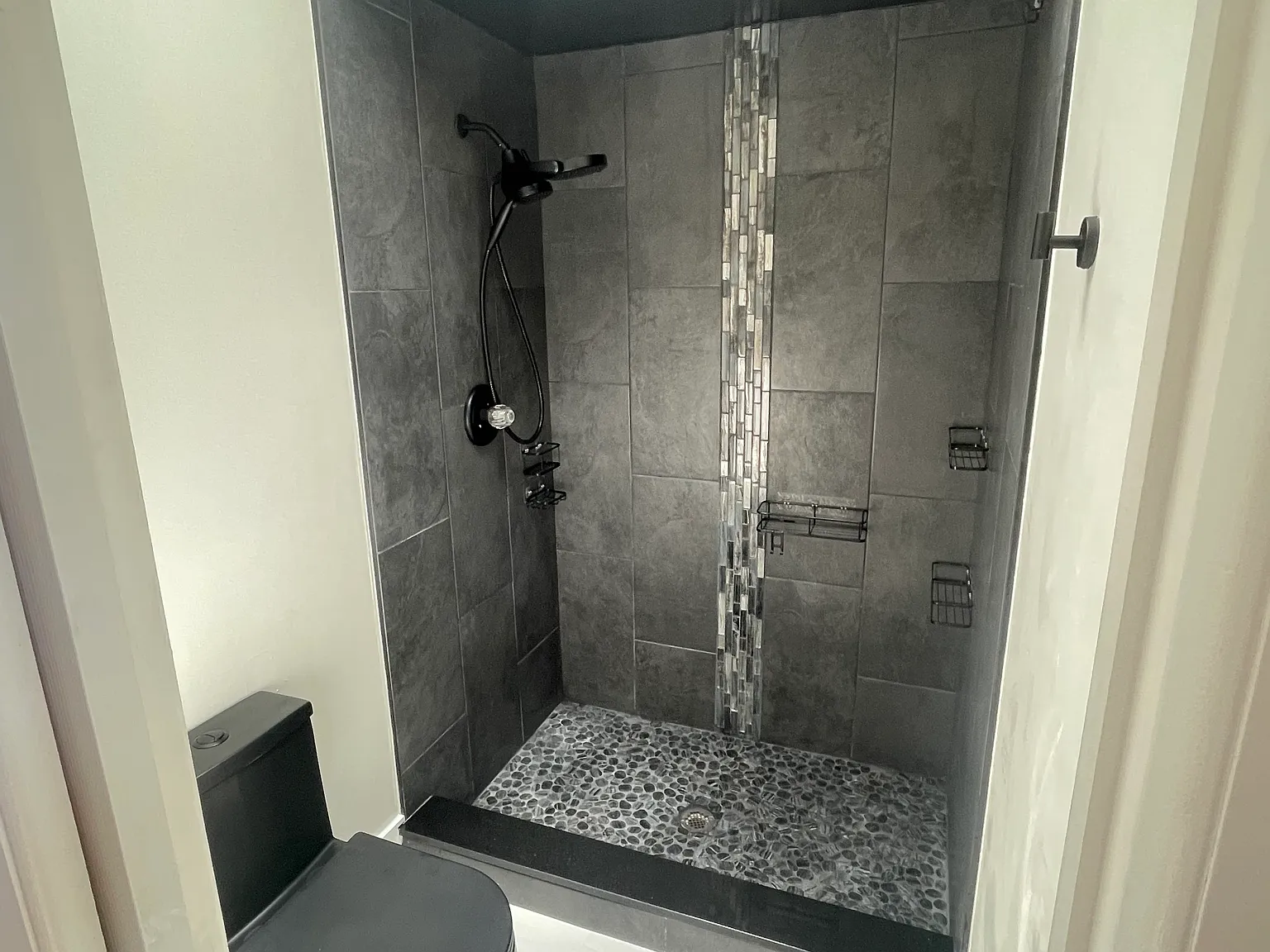 3 bed, 2131 sqft, $2,850 — Photo 1