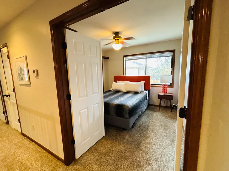 2407 Winding Hollow Ln — Photo 10