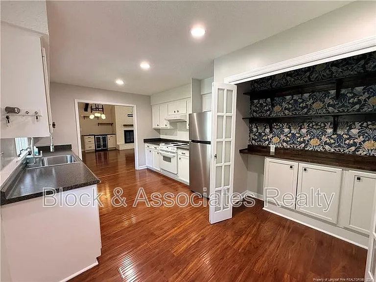 46 Shadow Dr — Photo 11