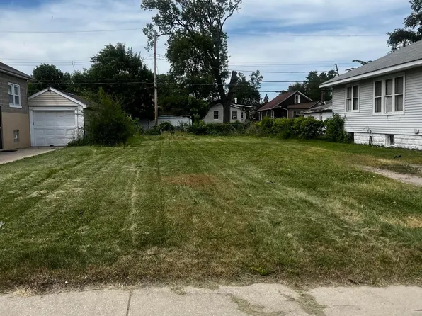 927 Eaton St, Hammond, IN 46320