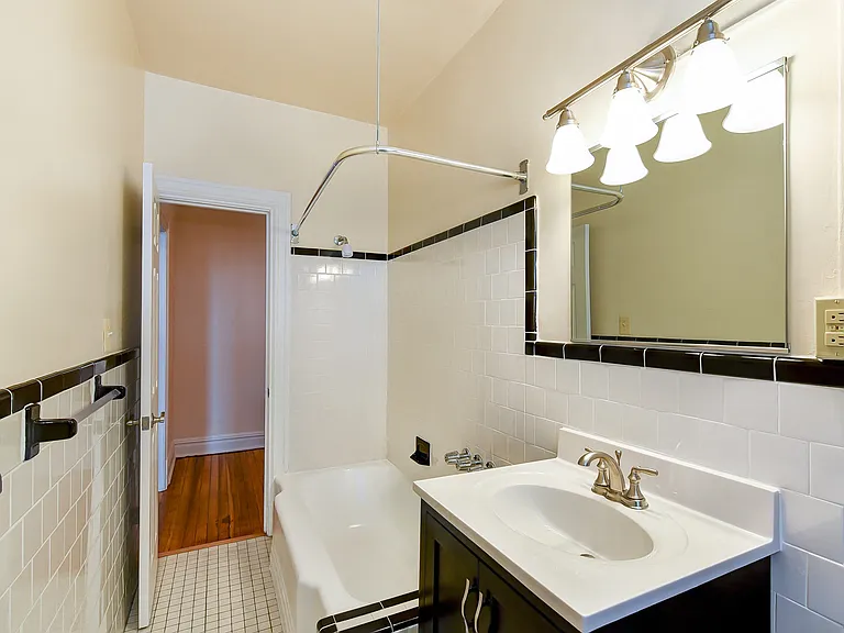 2701 Connecticut Ave — Photo 11