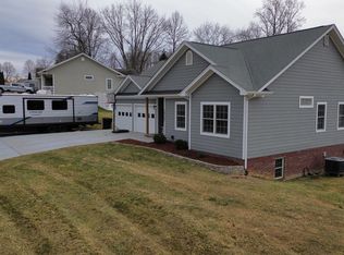 14707 Village Loop, Abingdon, VA 24210