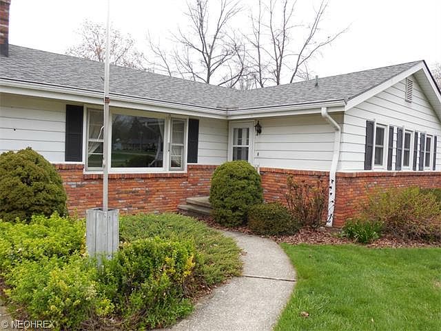 1st image of 163 Brentview Dr